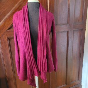 Fenn Wright Manson Sz L Women 100% Merino Wool Open Front Drape Fuschia Cardigan